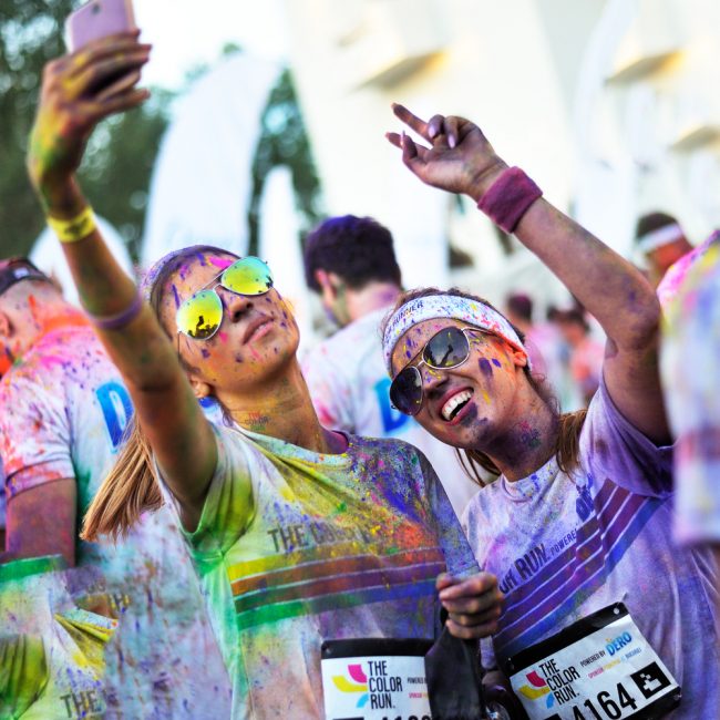 running a marathon_colour_run